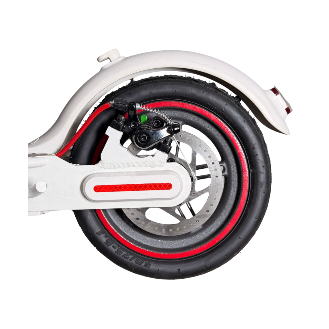 Patineta Scooter Eléctrico ZT350 350W – 30 km/h y App Bluetooth